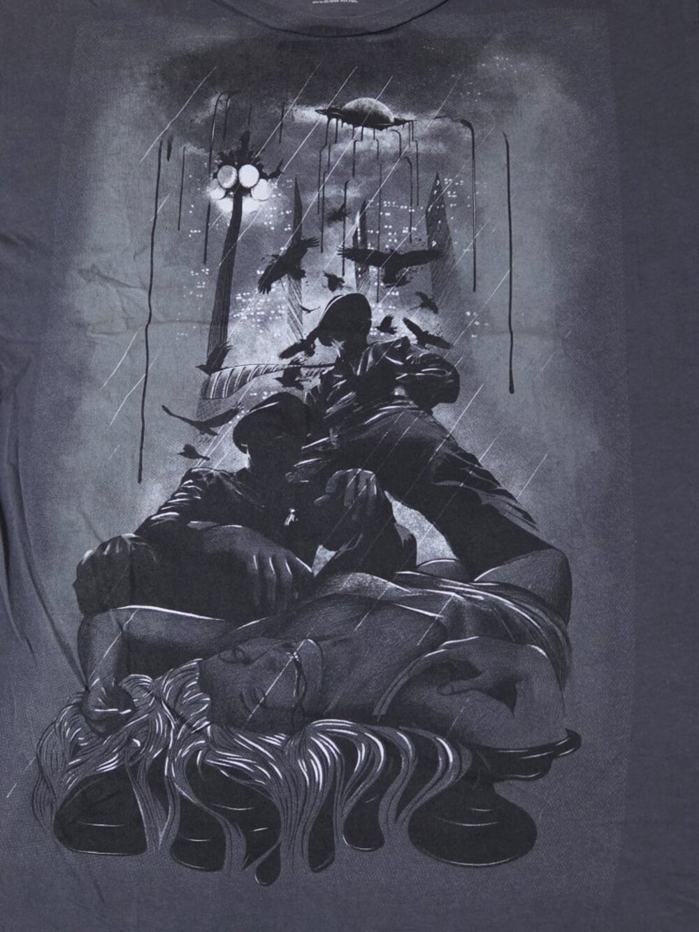 "WHEN THE MOON BLEEDS" THREADLESS BRAND WOMEN'S/GIRLY T-SHIRT - XL